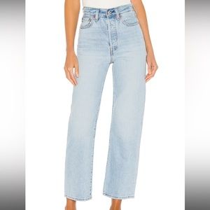 Levi’s rib cage straight jeans